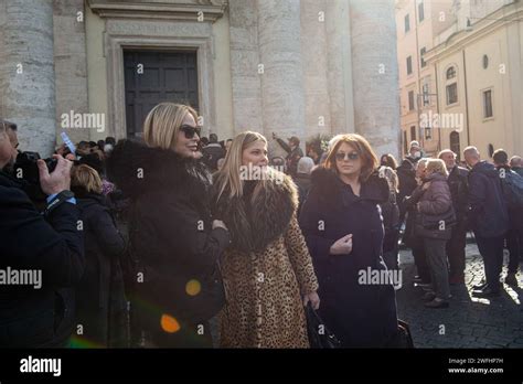 stefania guidi gucci|Roma, muore la scultrice Stefania Guidi: funerali nella chiesa .